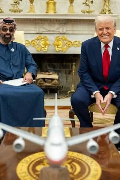 Tahnoon bin Zayed sits with Donald Trump at White House